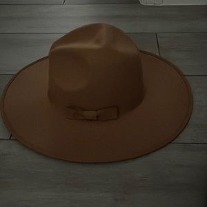 Caramel Fadora never used.